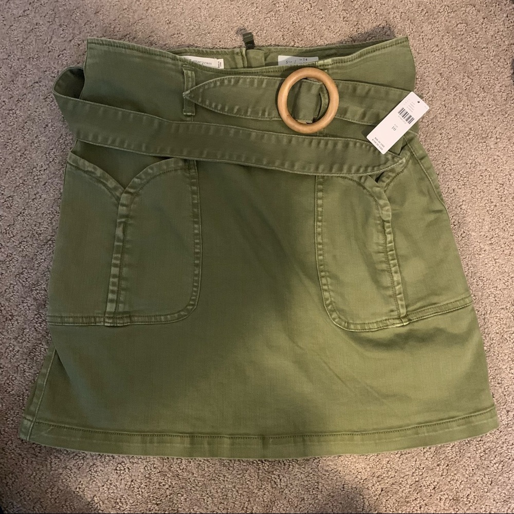 green Anthropologie skirt!!